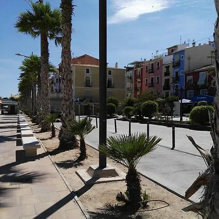 La Nyaraló *